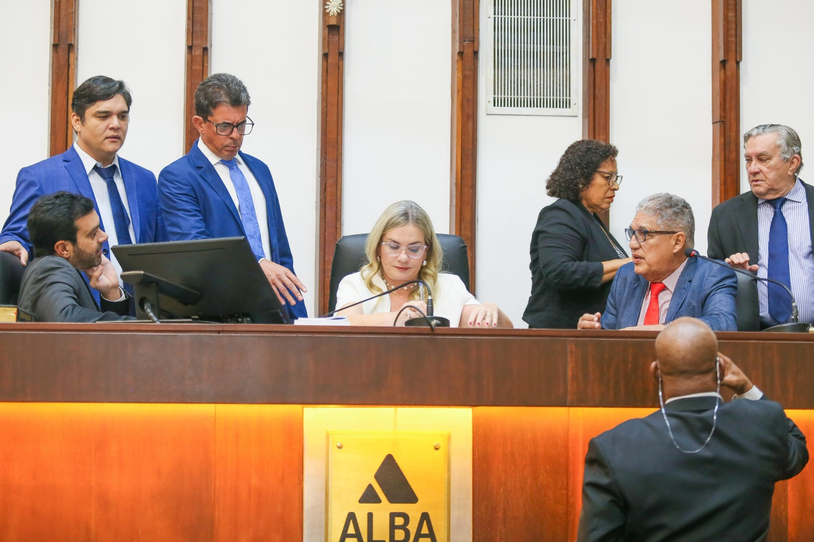 Foto Obstrução adia encerramento do ano legislativo e empurra votações na AL-BA