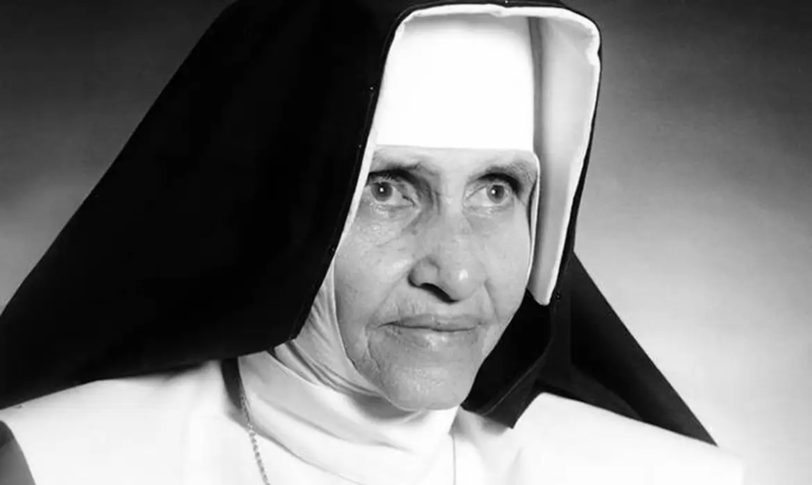 Santa Dulce dos Pobres é homenageada com shows e missas em Salvador