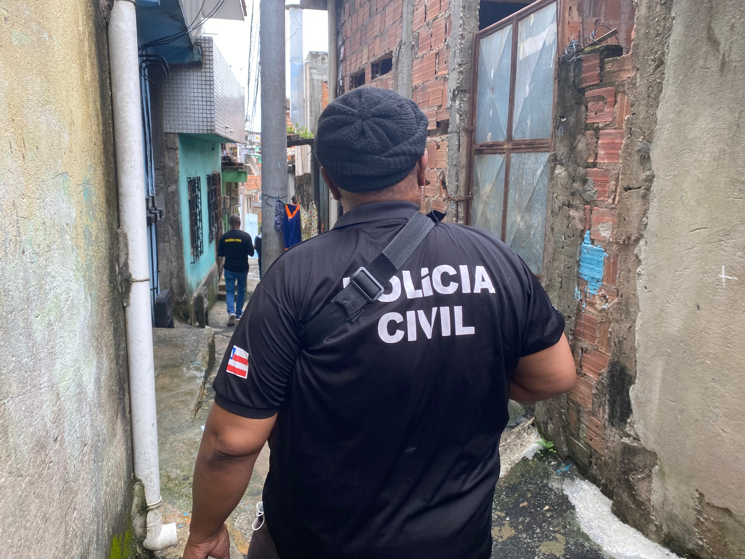 Foto Homem é preso por agredir e violentar mulheres em Feira de Santana