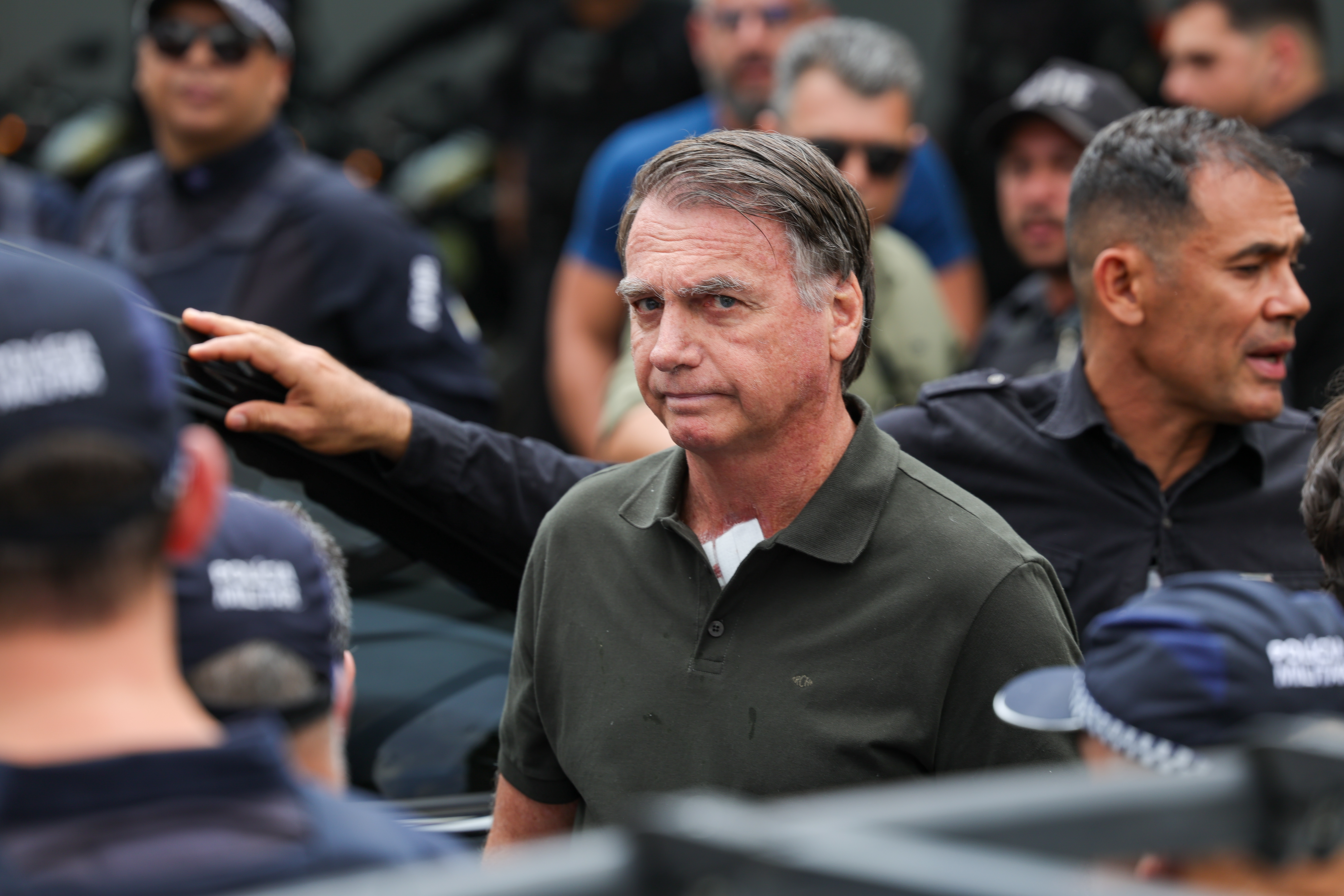 Foto Bolsonaro pede a Moraes para ficar em prisão domiciliar