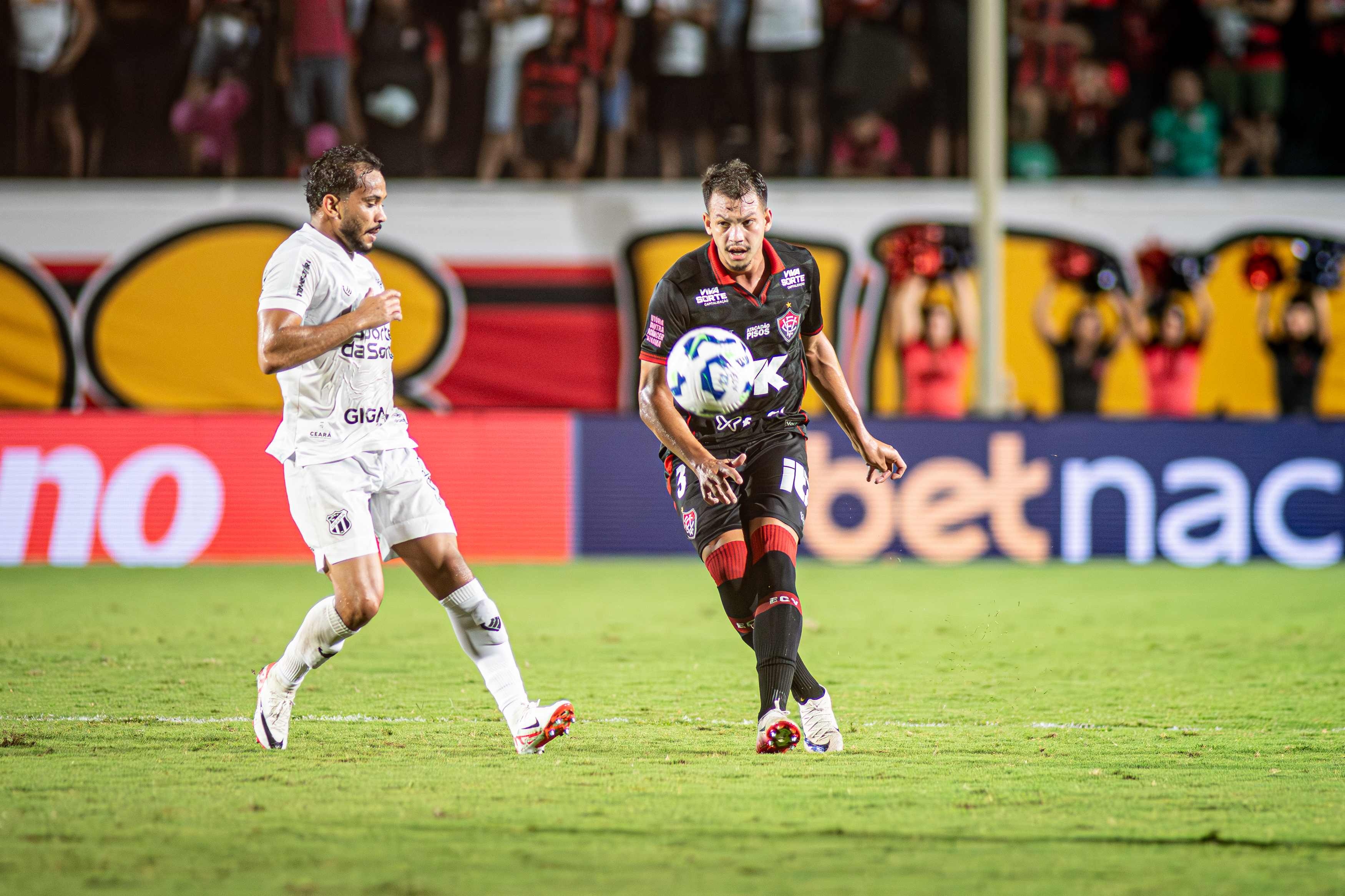 Foto Na tentativa de fugir do rebaixamento, Vitória dobra premiações do elenco 