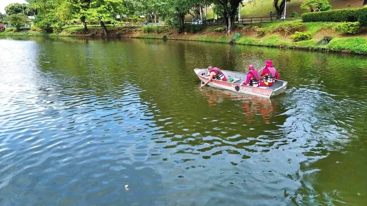Foto Corpo de homem é achado boiando no Dique do Tororó, em Salvador