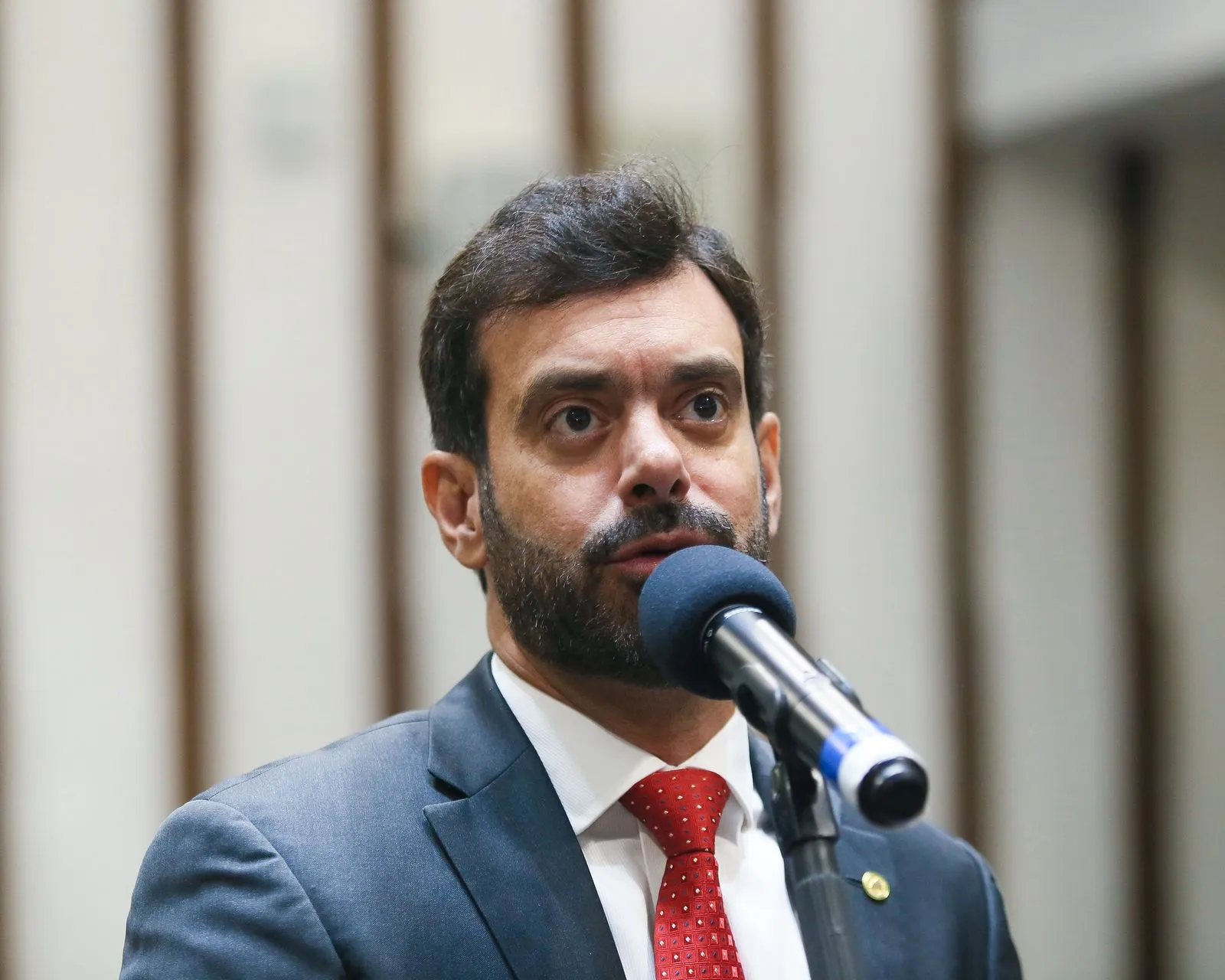 Líder da oposição, Tiago Correia (PSDB)