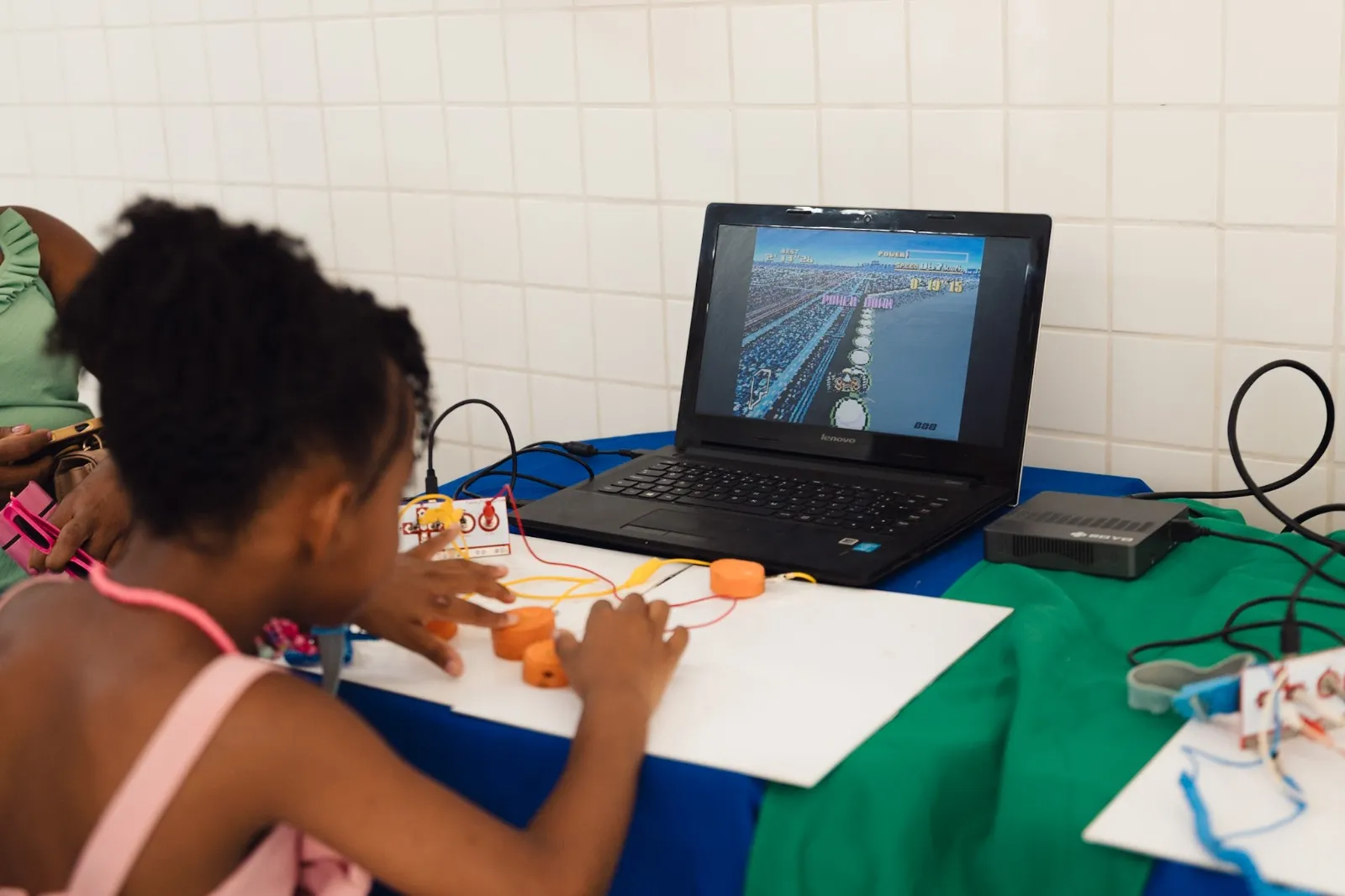 Divulga&ccedil;&atilde;o/ Projeto GP-Mini nas Escolas 
